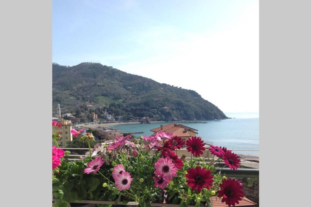 Splendido Appartamento Vista Mare เลวานโต ภายนอก รูปภาพ